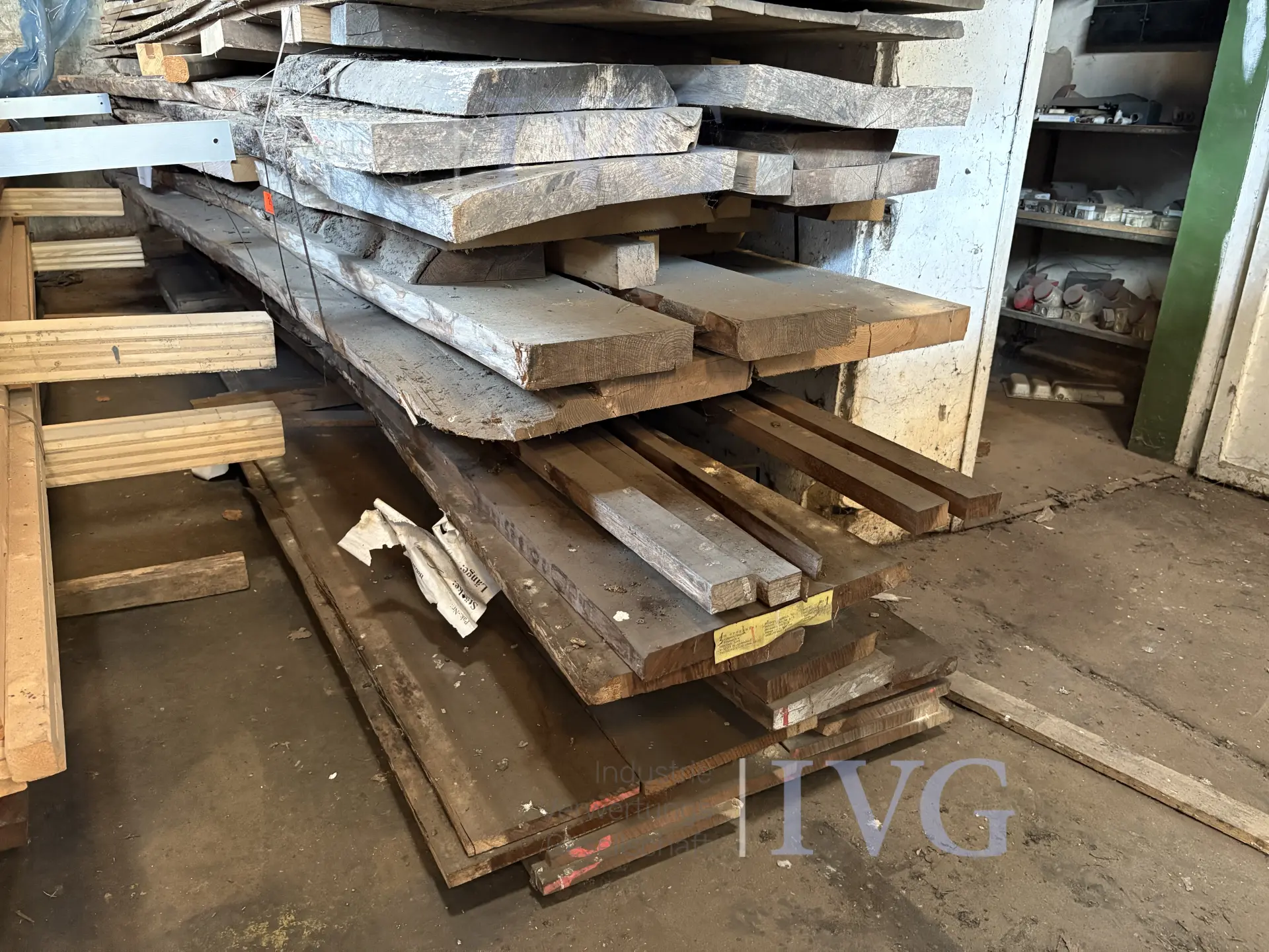 Posten Massivholz